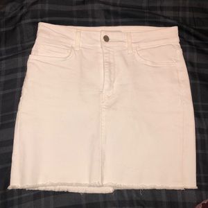 White denim skirt